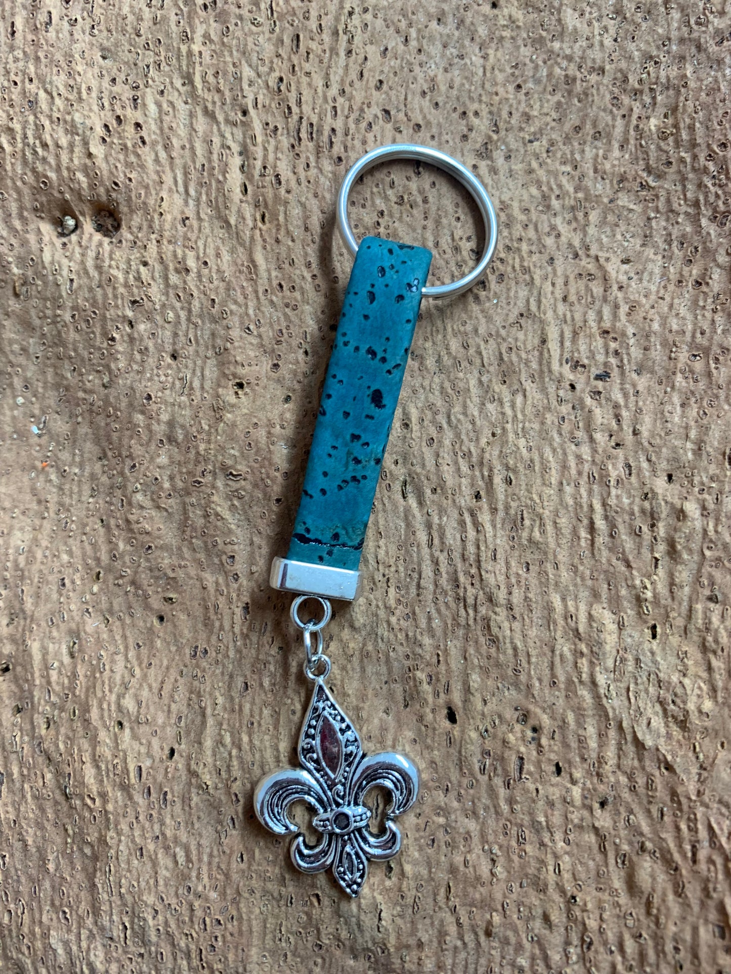 Porte-clés en liège Fleur de Lys Bleu Vert