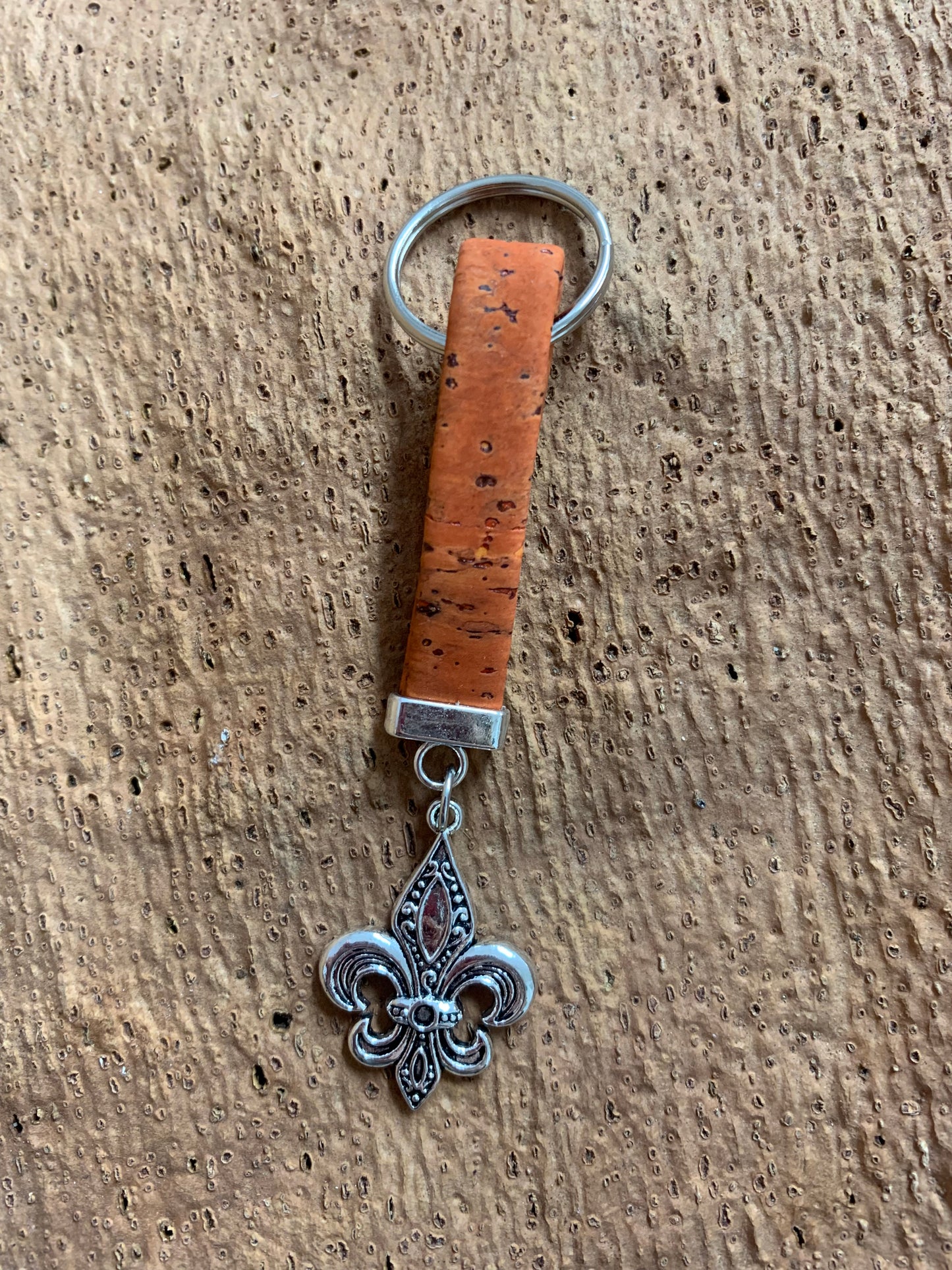 Porte-clés en liège Fleur de Lys Orange