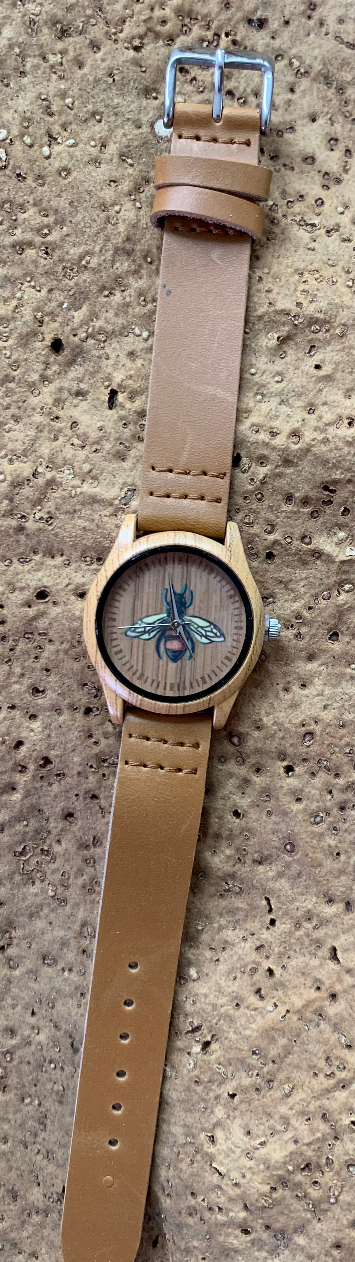 Montre petite abeille intérieur marron